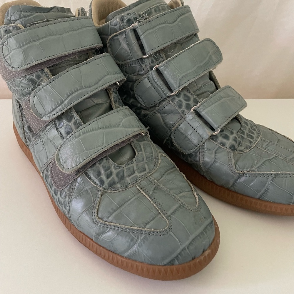 Super cool hi tops!